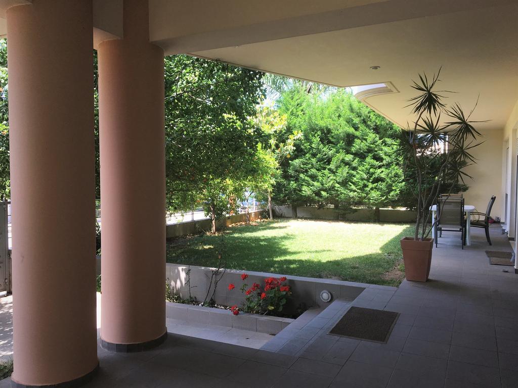 Rose Garden Apartment Kalamata Exterior photo